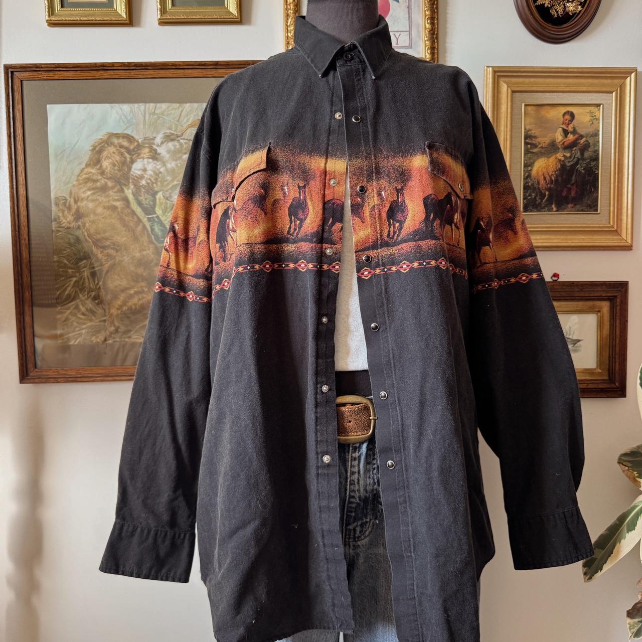 Wild horses snap button shirt (XL)