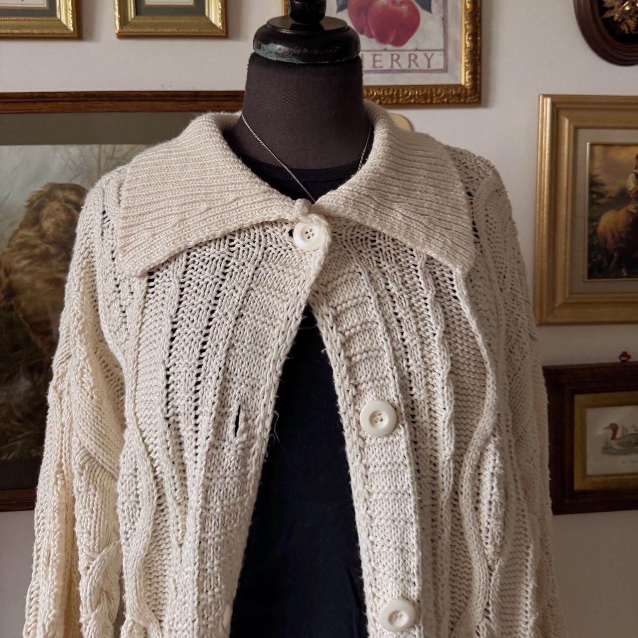 Cream knitted cottage cardigan (M)