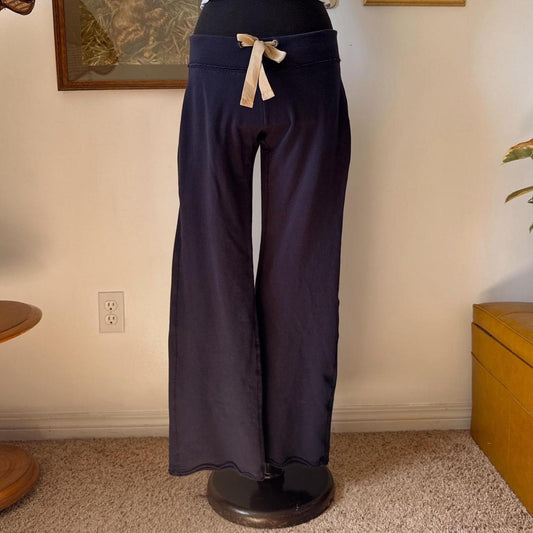 Navy low rise sweatpants (M)