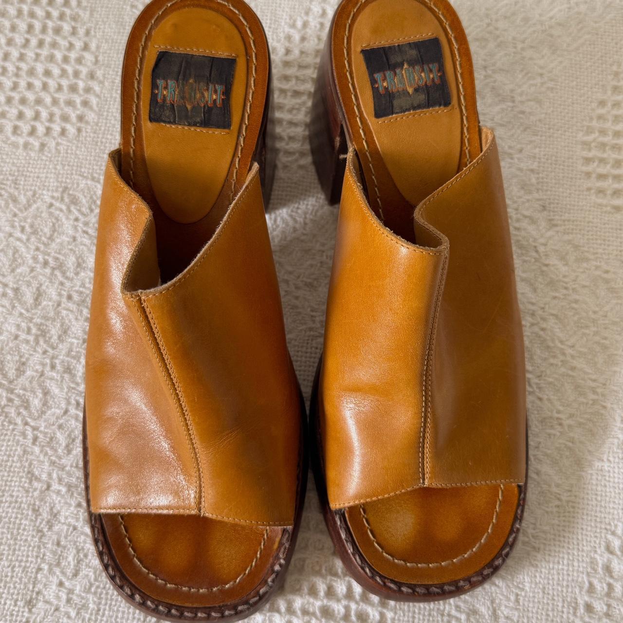 Chunky leather sandals (8)