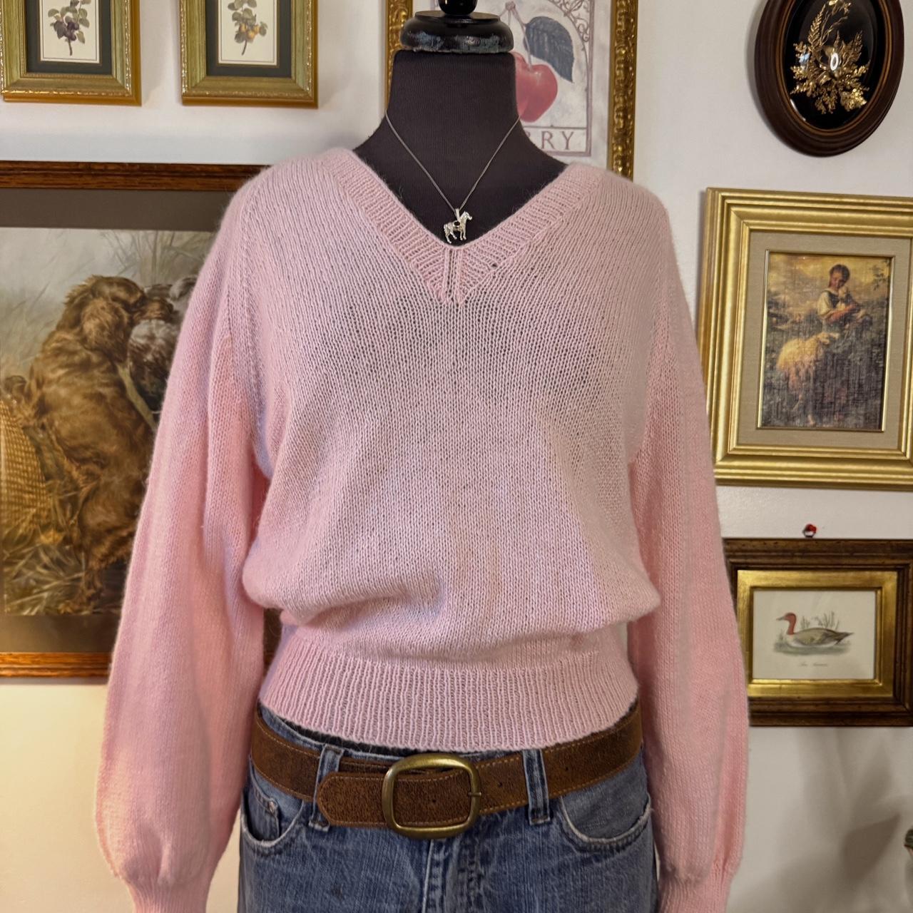 Pink hand knit vintage sweater (S)