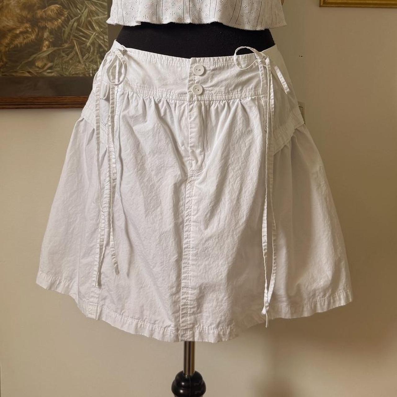 White bow gathered mini skirt (L)