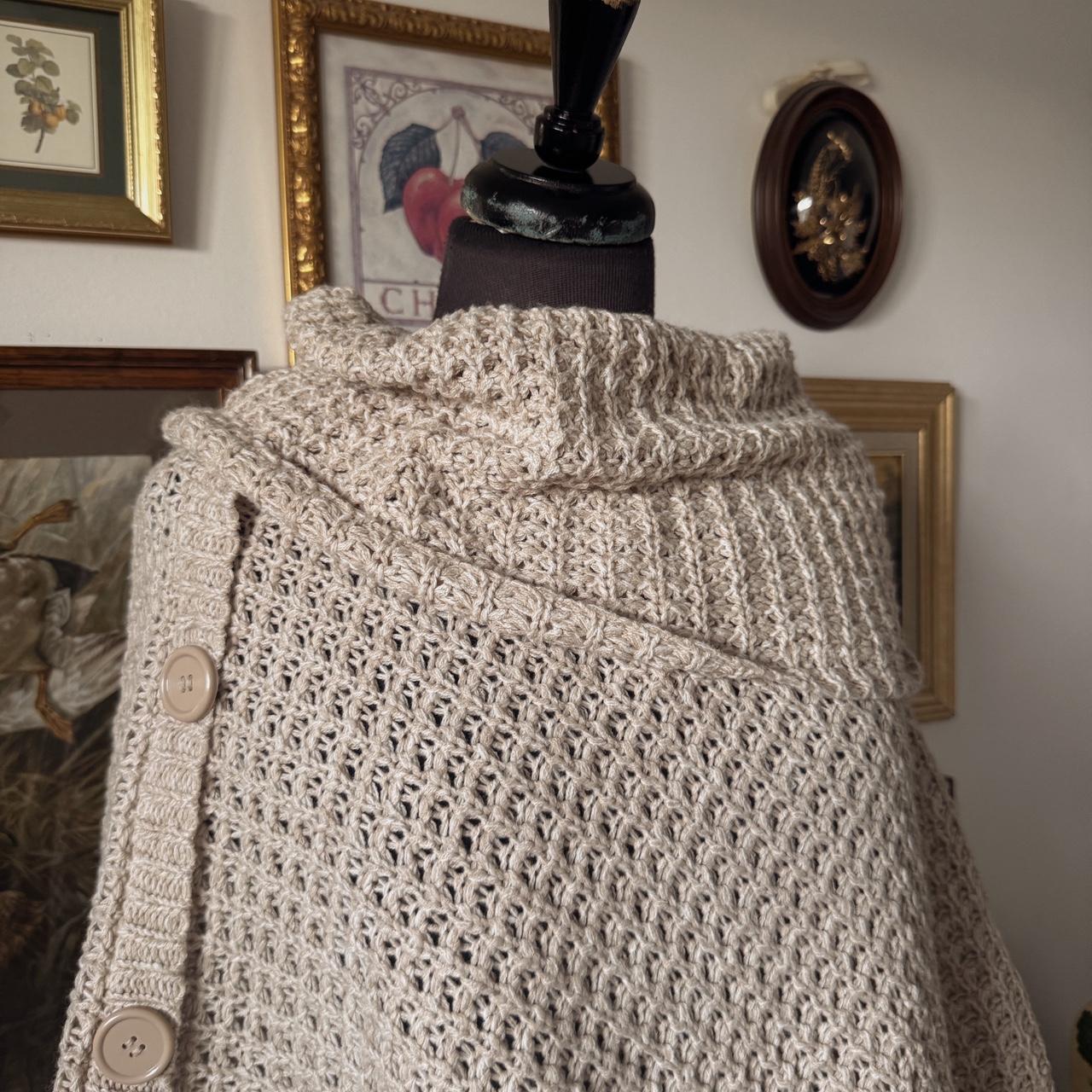 Oat beige knit poncho (O/S)