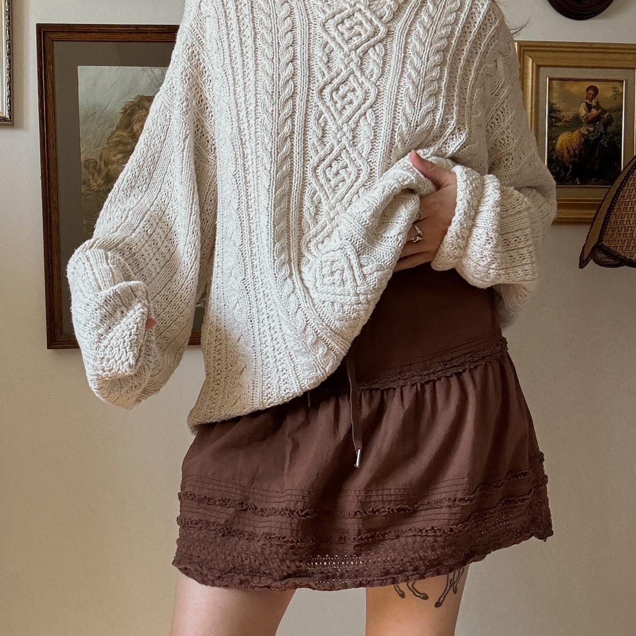 Brown lace mini skirt (S)