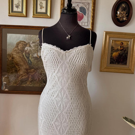 Dreamy cream crochet flora maxi dress (S)