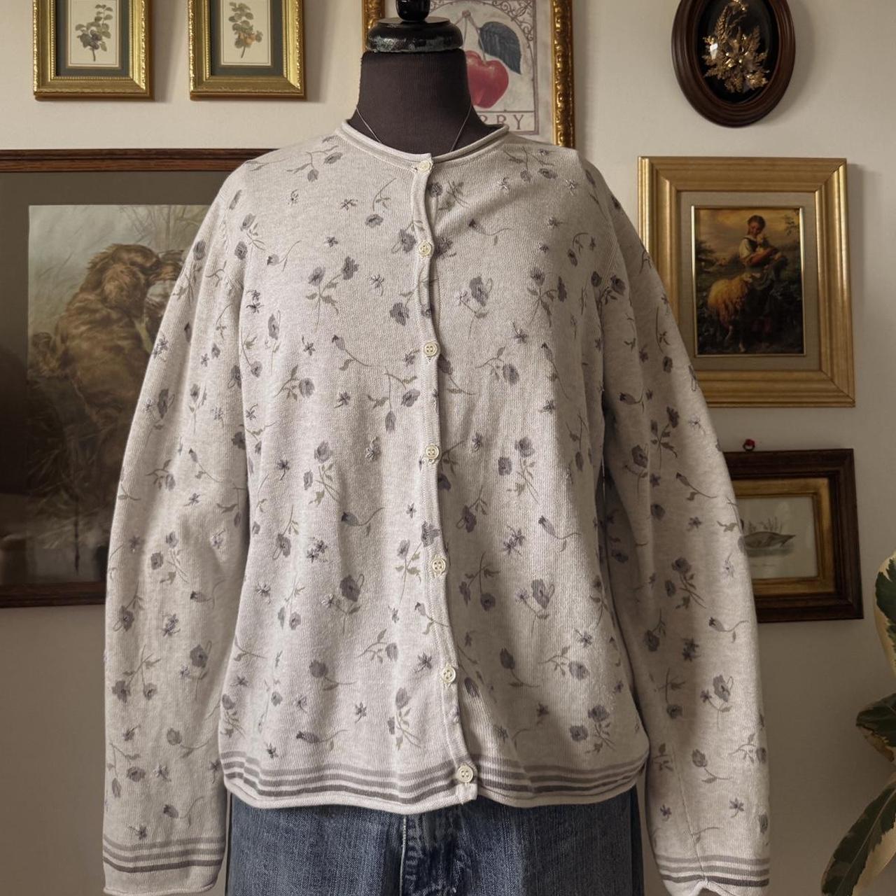 Soft cottage floral cardigan (L)