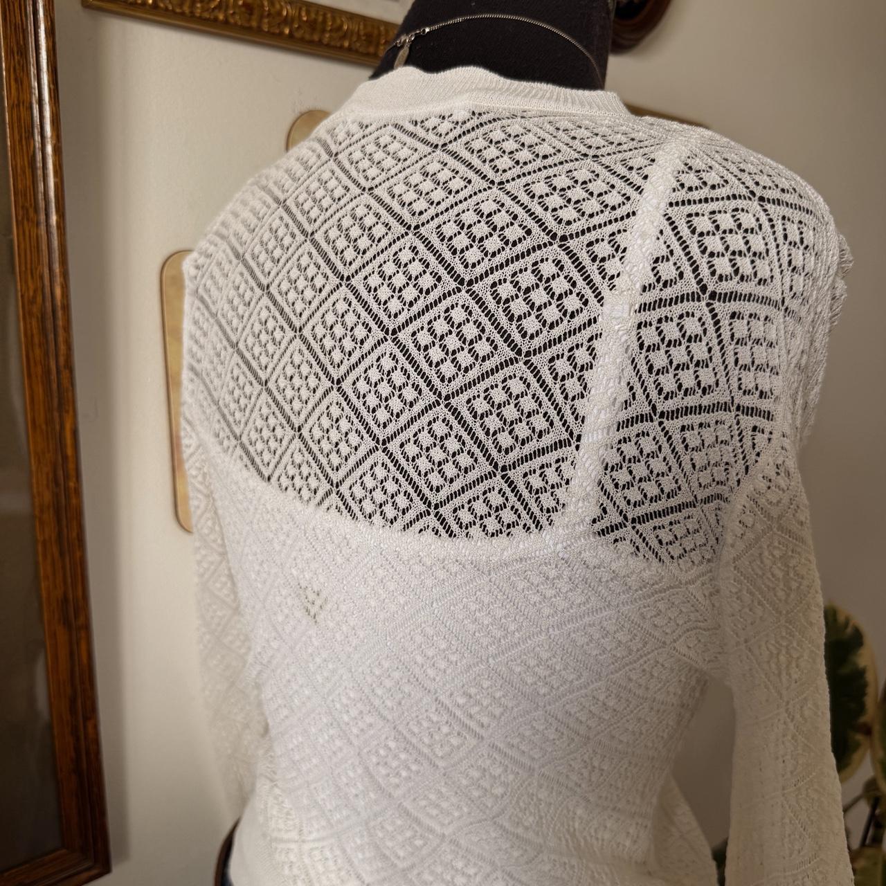 White crochet lace top (M)