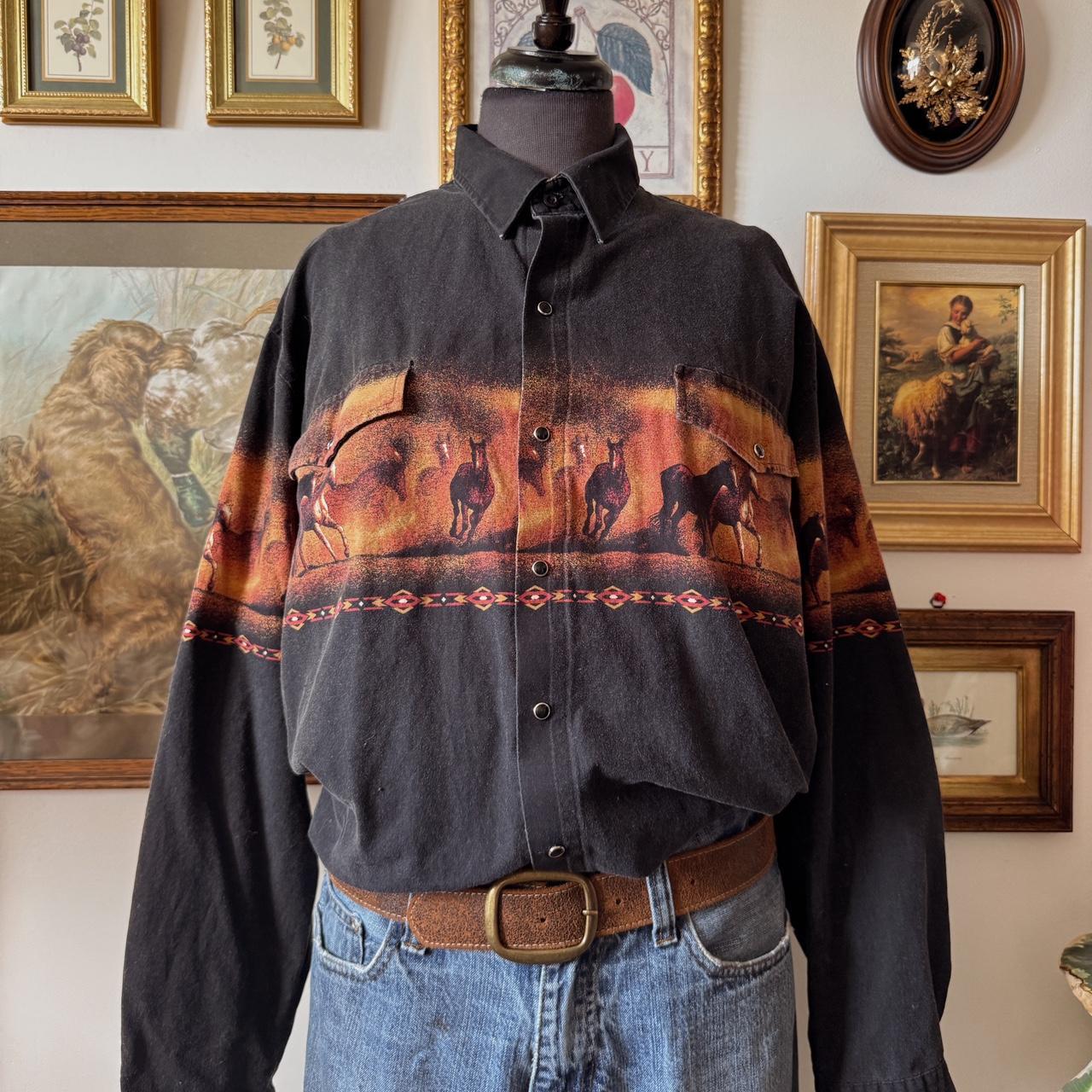 Wild horses snap button shirt (XL)