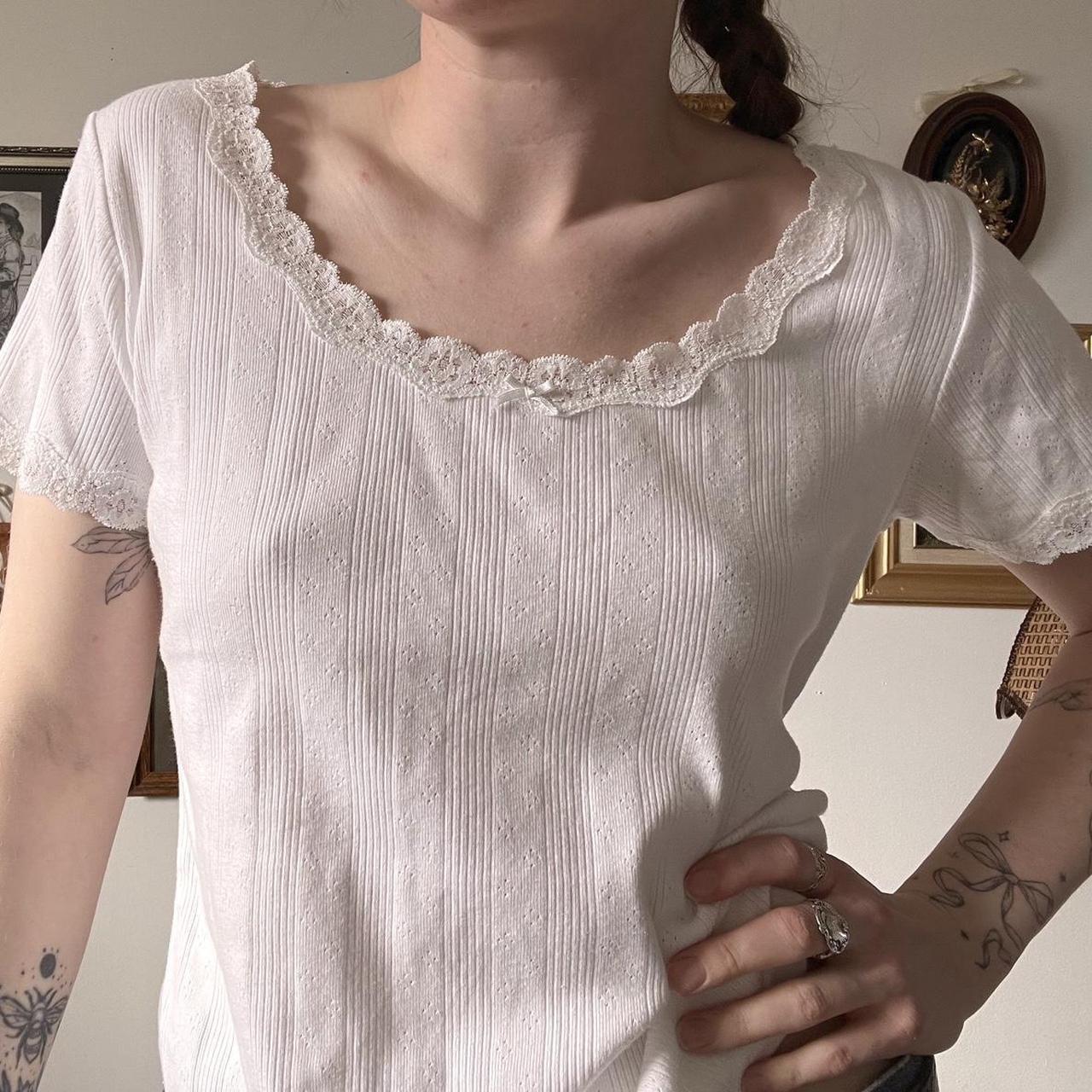 T-White pointelle lace tee (L)