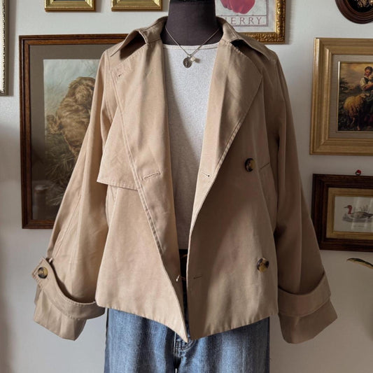 Tan cropped trench coat (M)