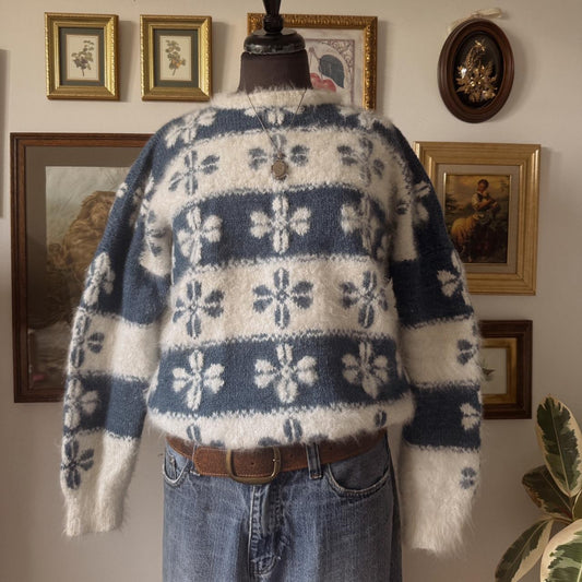 Angora knit flower sweater (S/M)