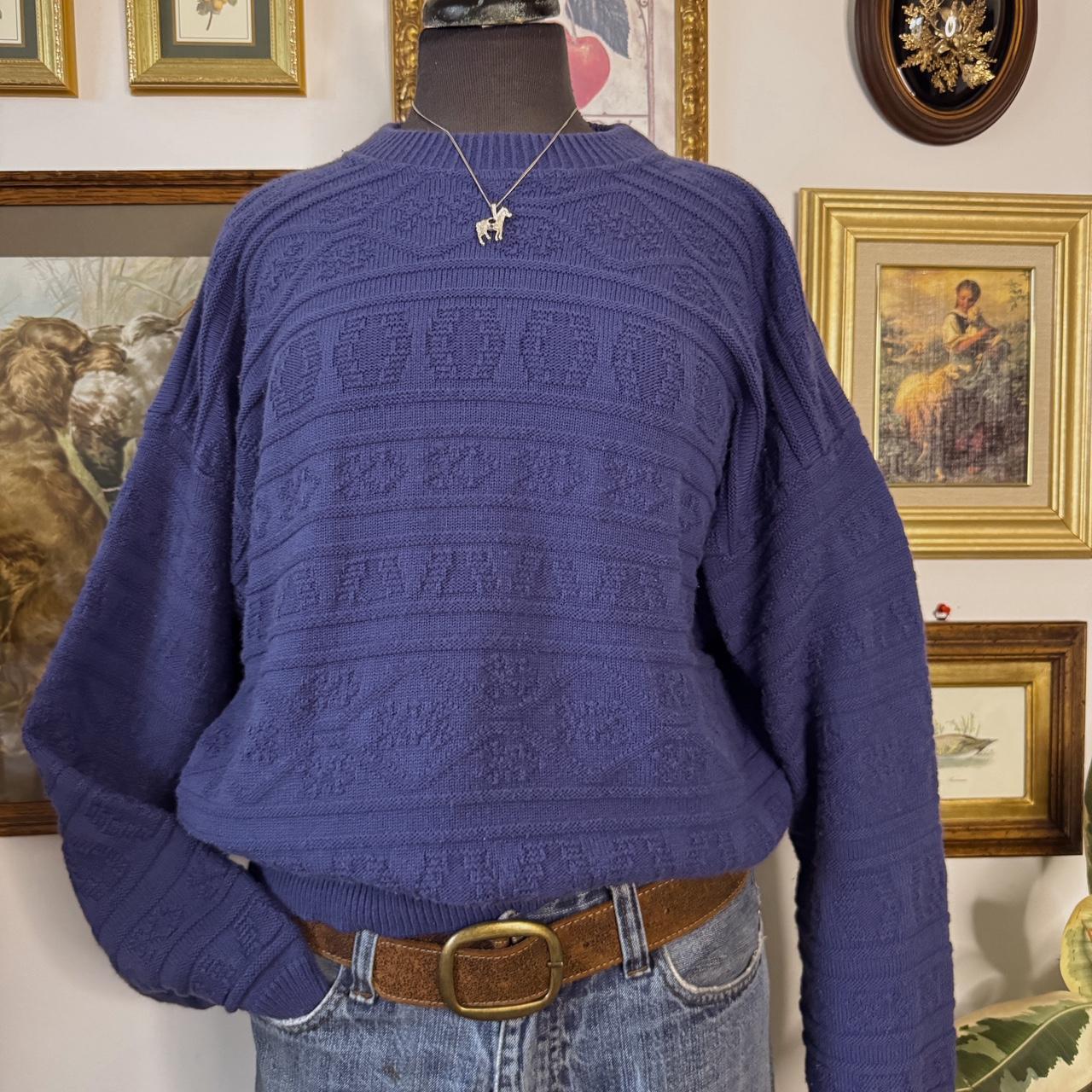 Cozy blue vintage knit sweater (L)