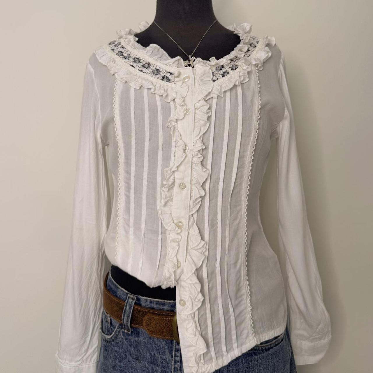 White cottage ruffle lace blouse (M)