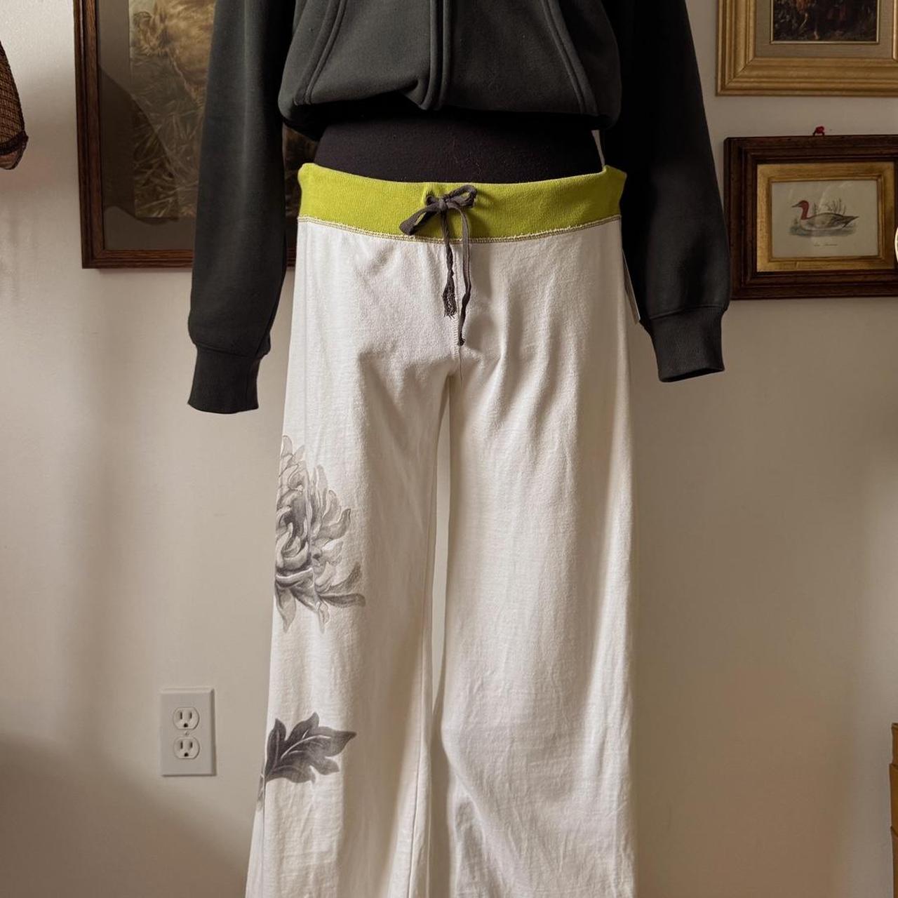 Y2K low rise white sweatpants (M)