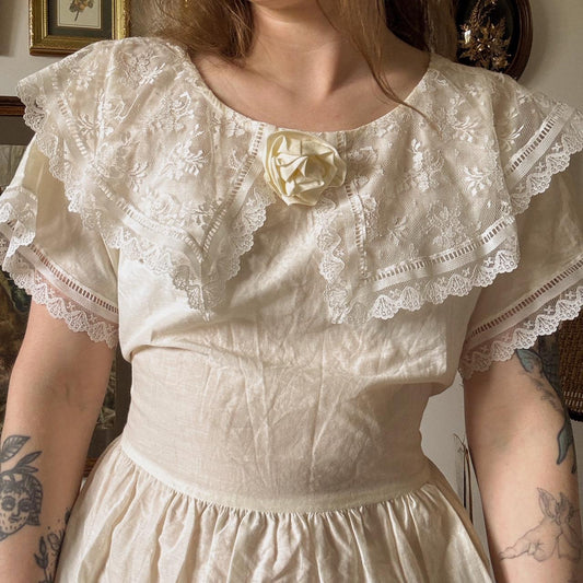 White cottage gunne sax dress (M)