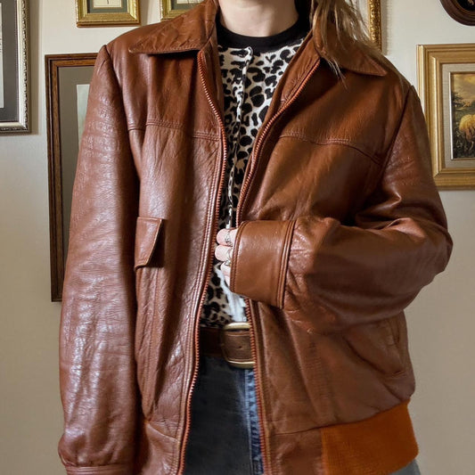 Chestnut brown leather bomber jacket (L)