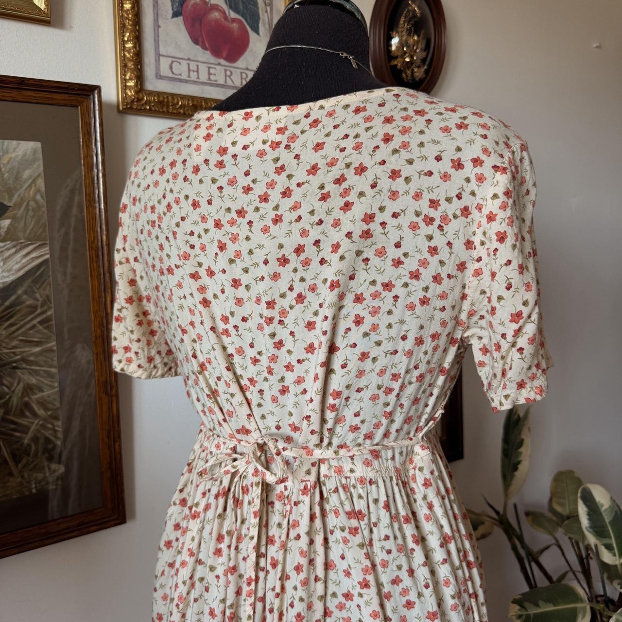 Vintage cottage cream floral maxi dress (M)