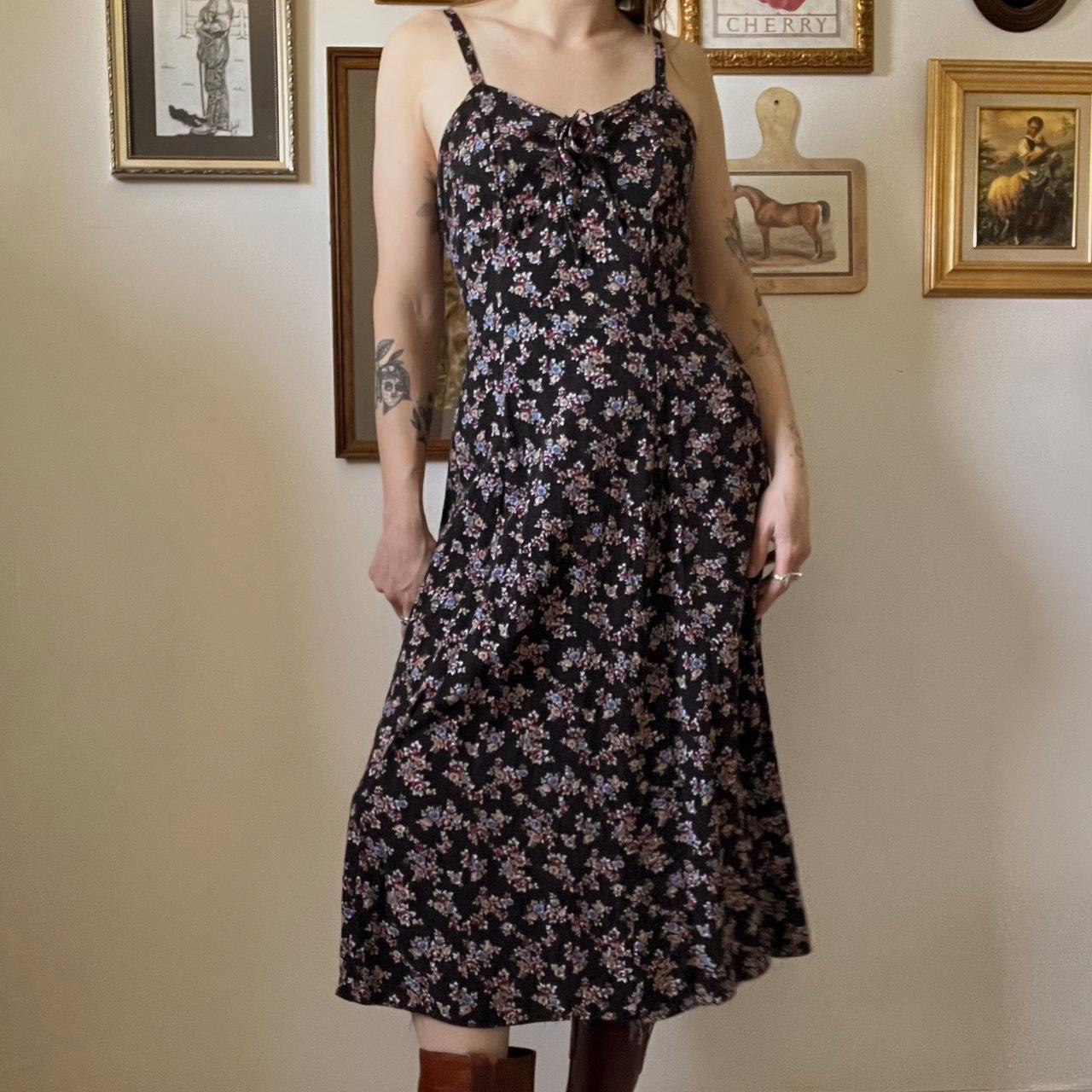 90's floral maxi dress (M)