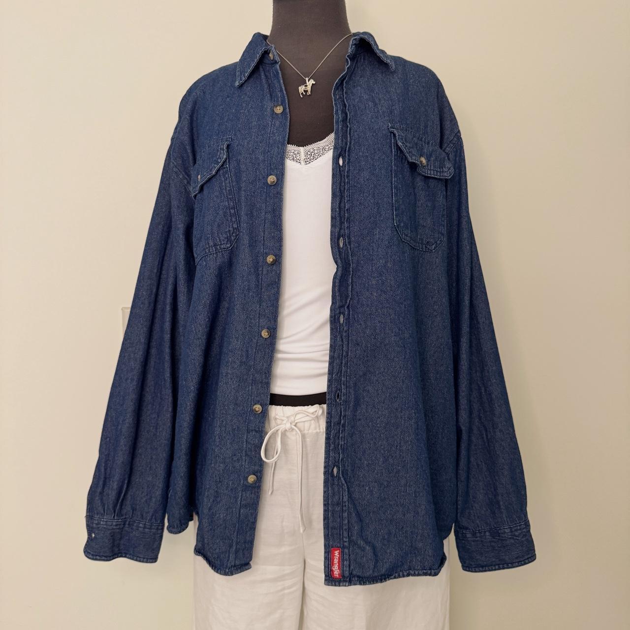 Wrangler blue denim button up shirt (L)