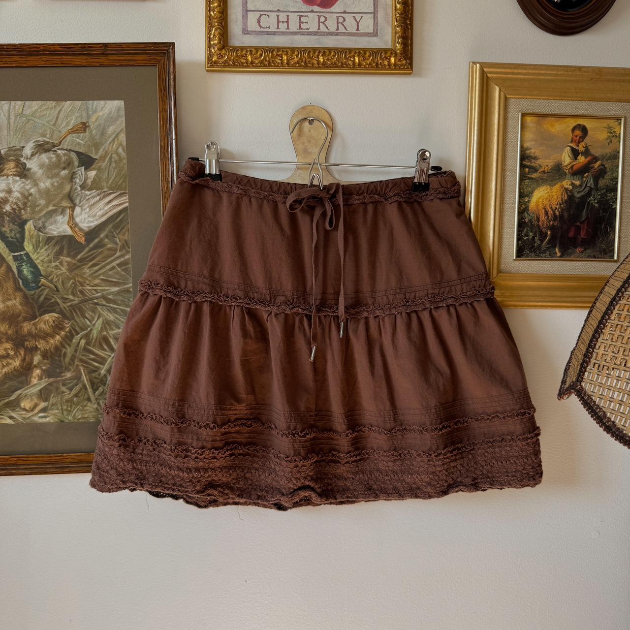 Brown lace mini skirt (S)