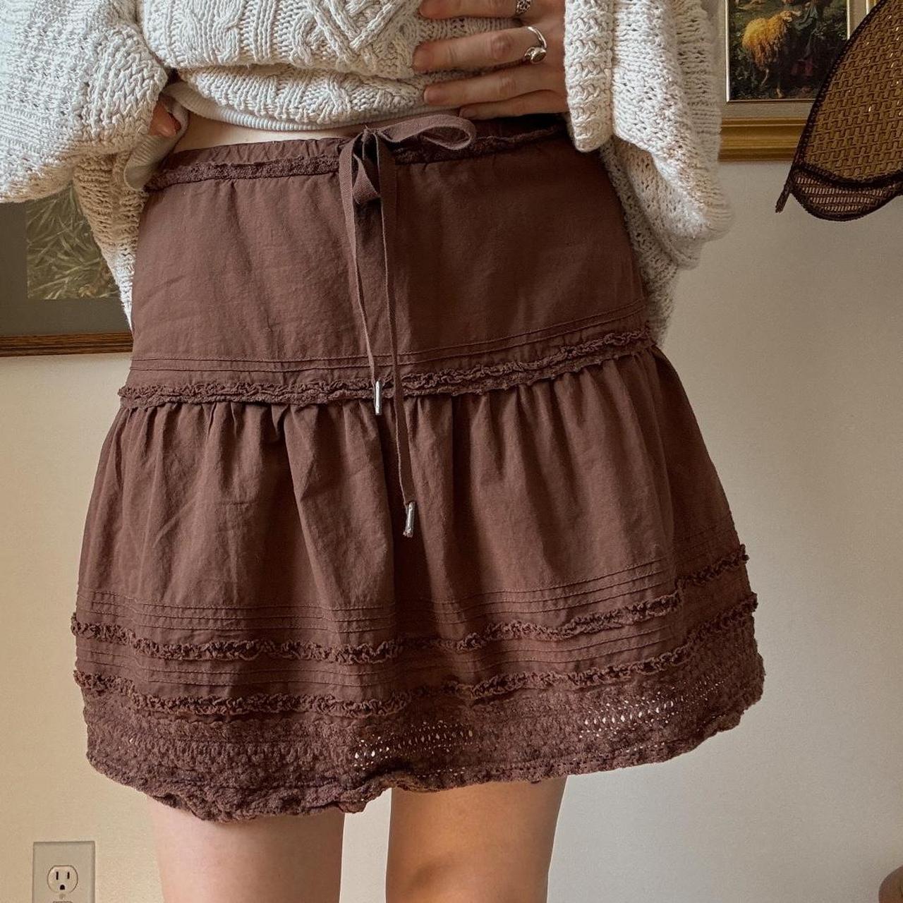 Brown lace mini skirt (S)