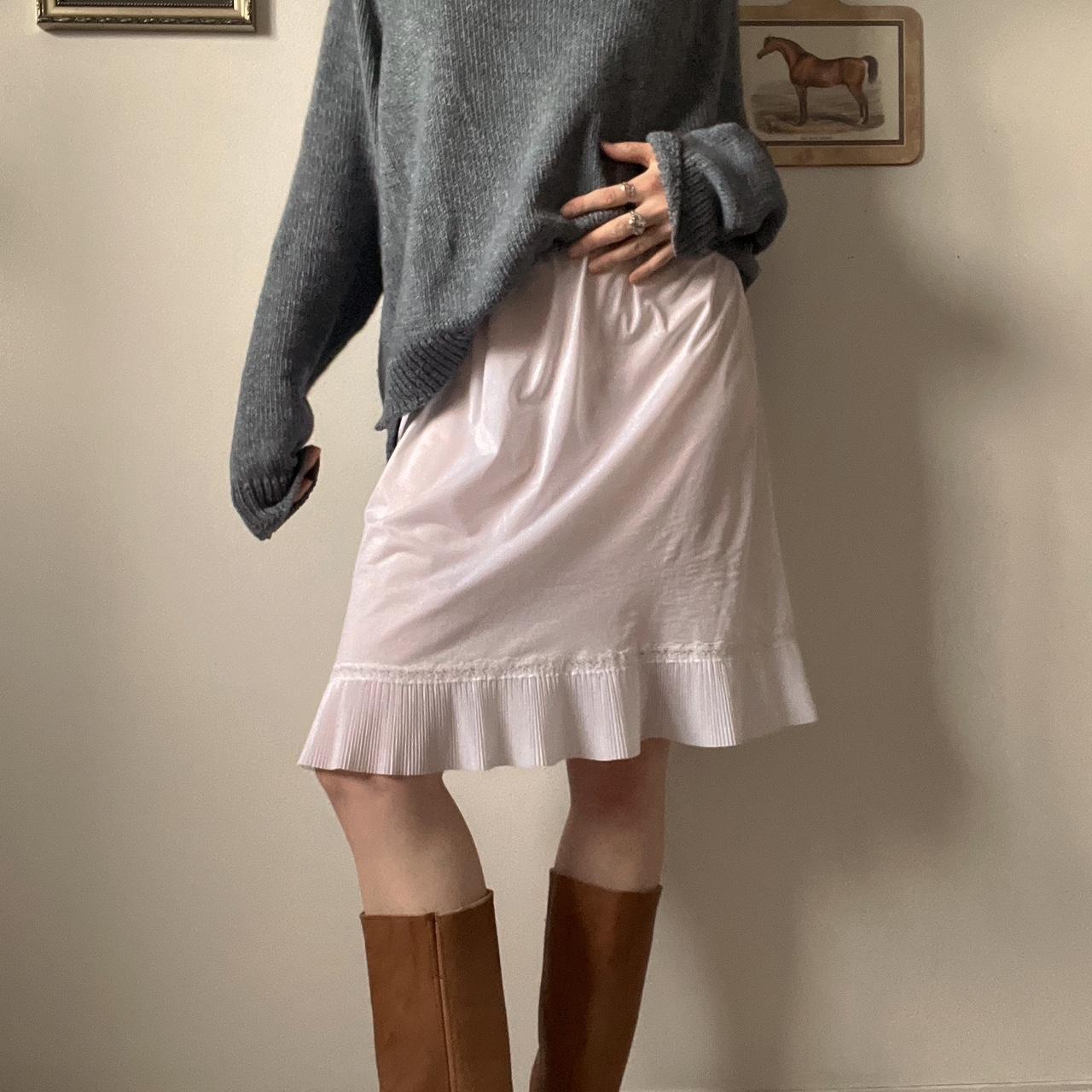 White slip skirt (M)