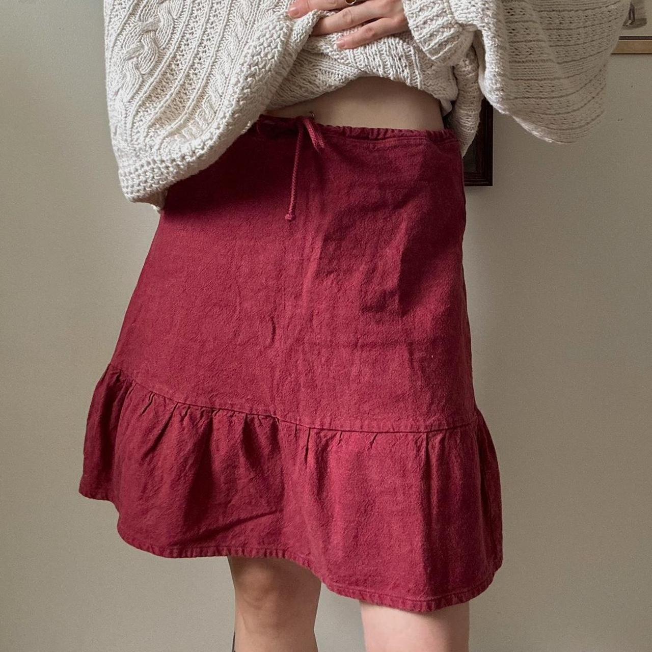 Cherry red ruffle skirt (S)