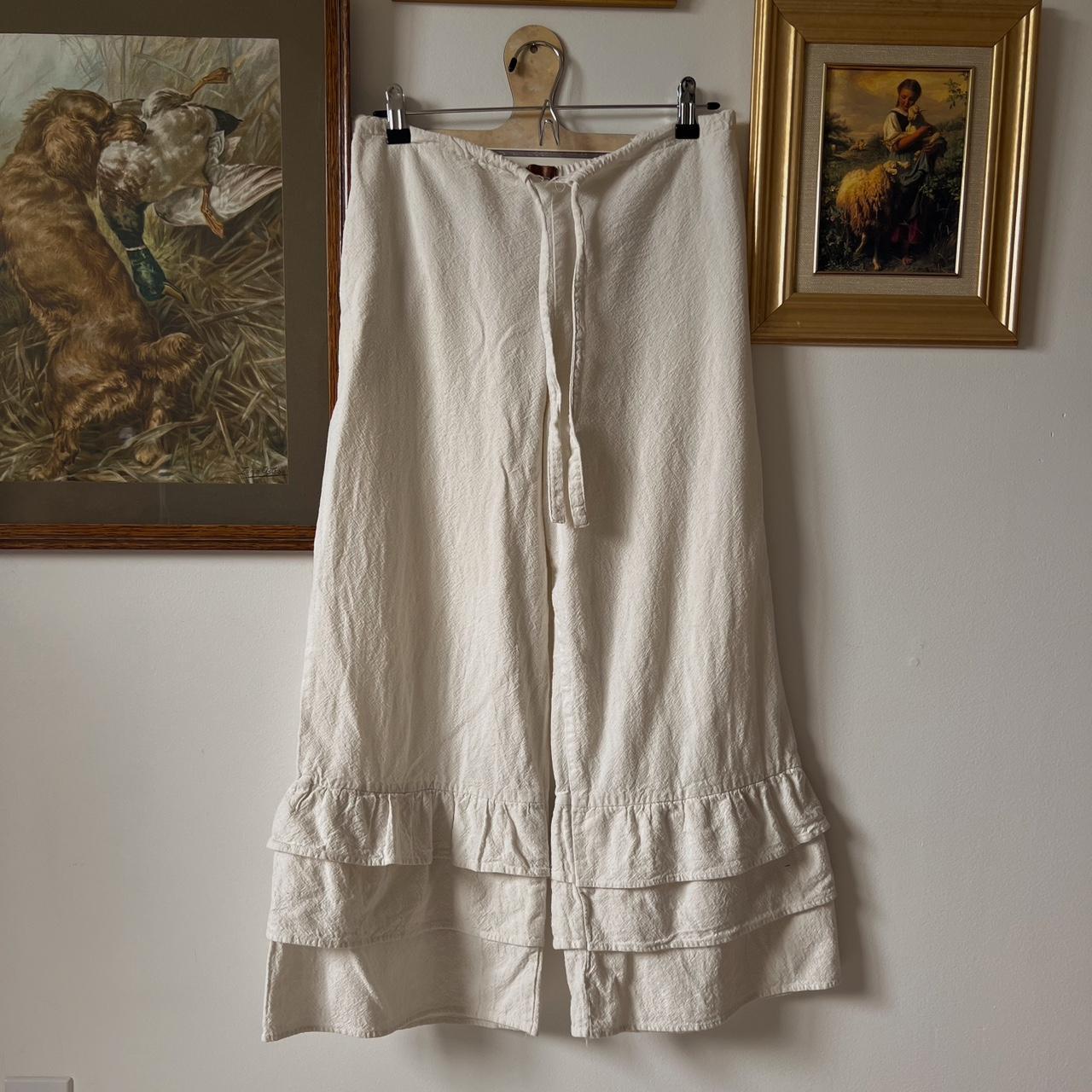 Cream ruffle bloomer pants (S)