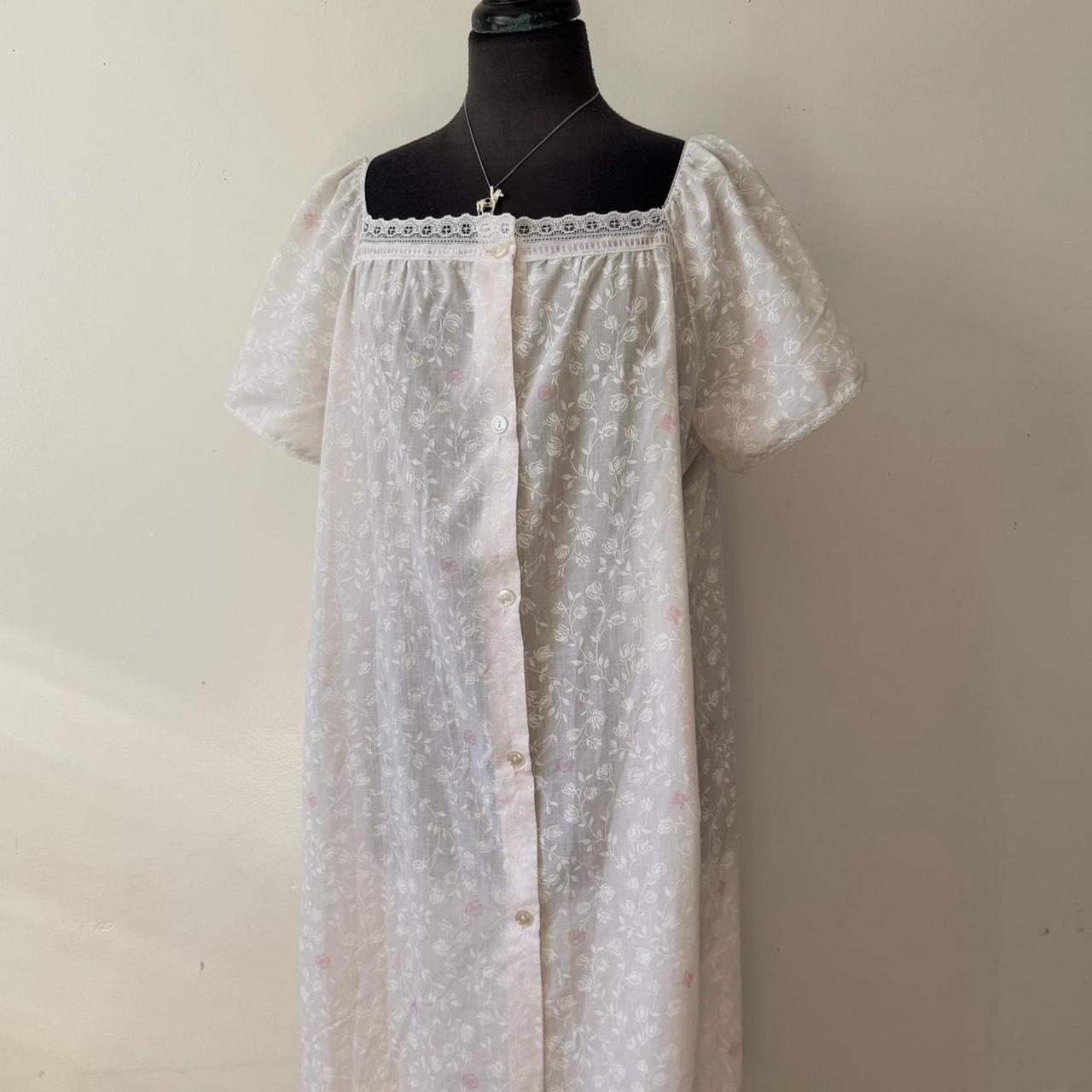 Light pink floral cottage nightgown (XL)