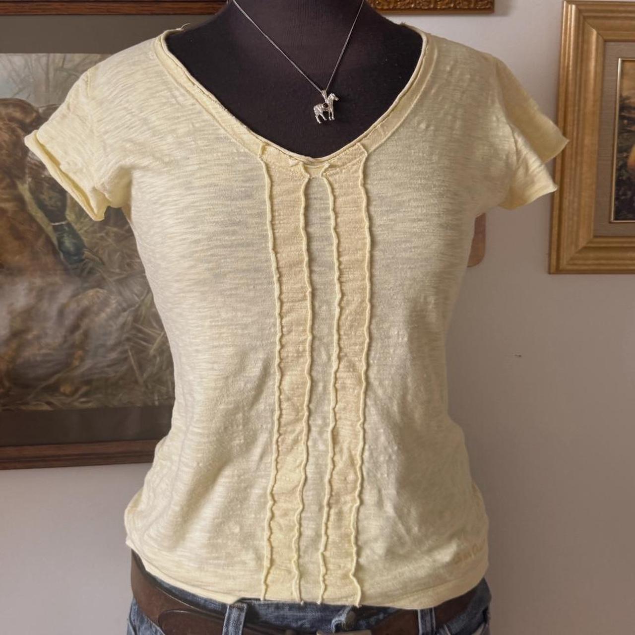 Butter yellow baby tee (L)