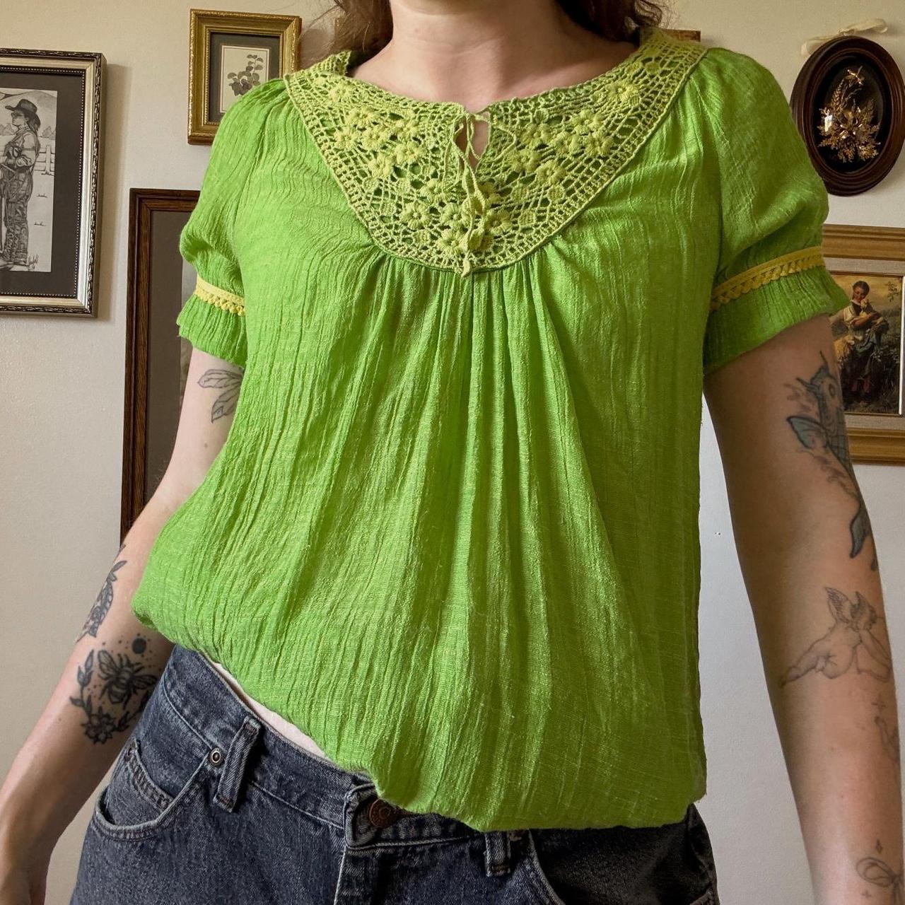 Bright green peasant top (S/M)