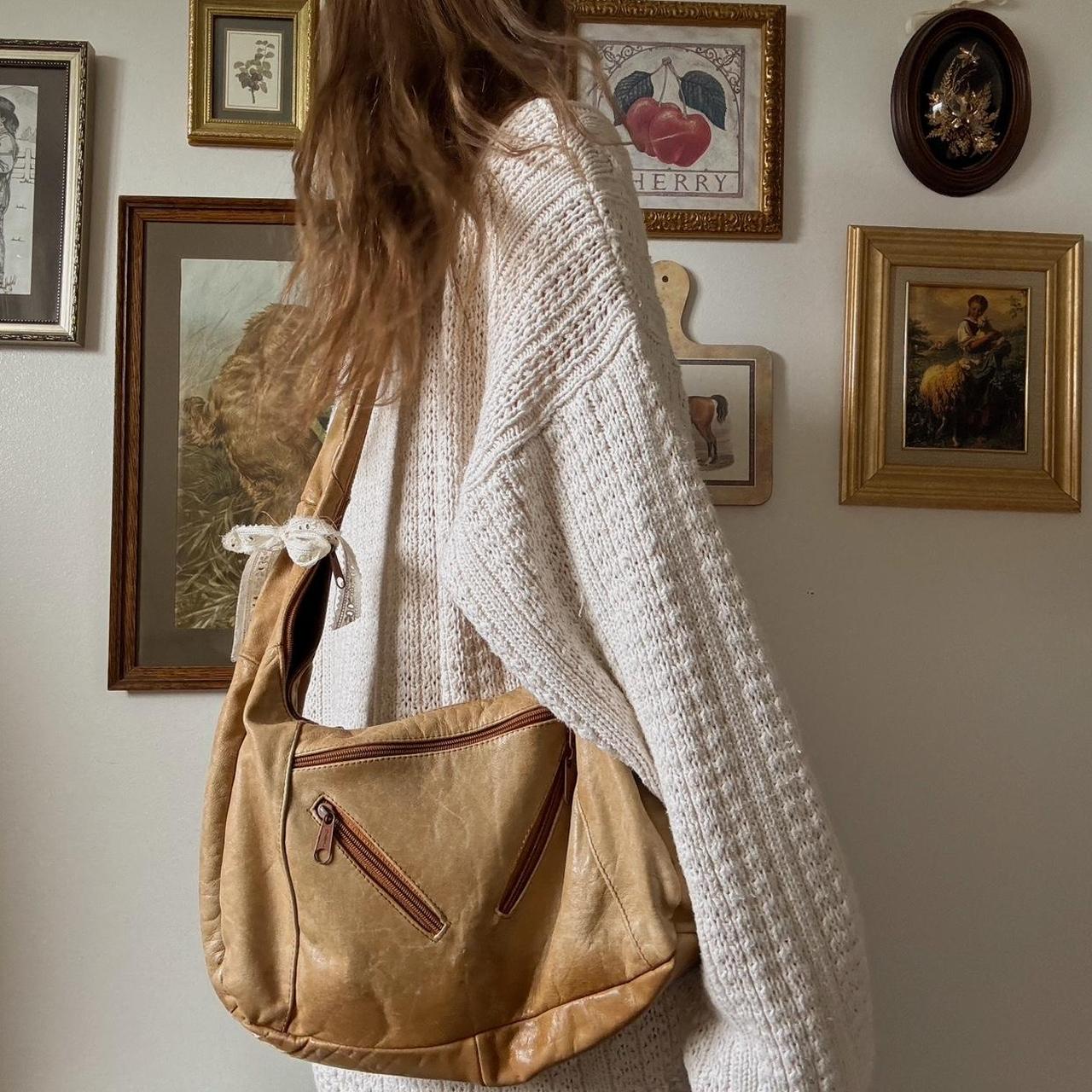 Slouch leather bag