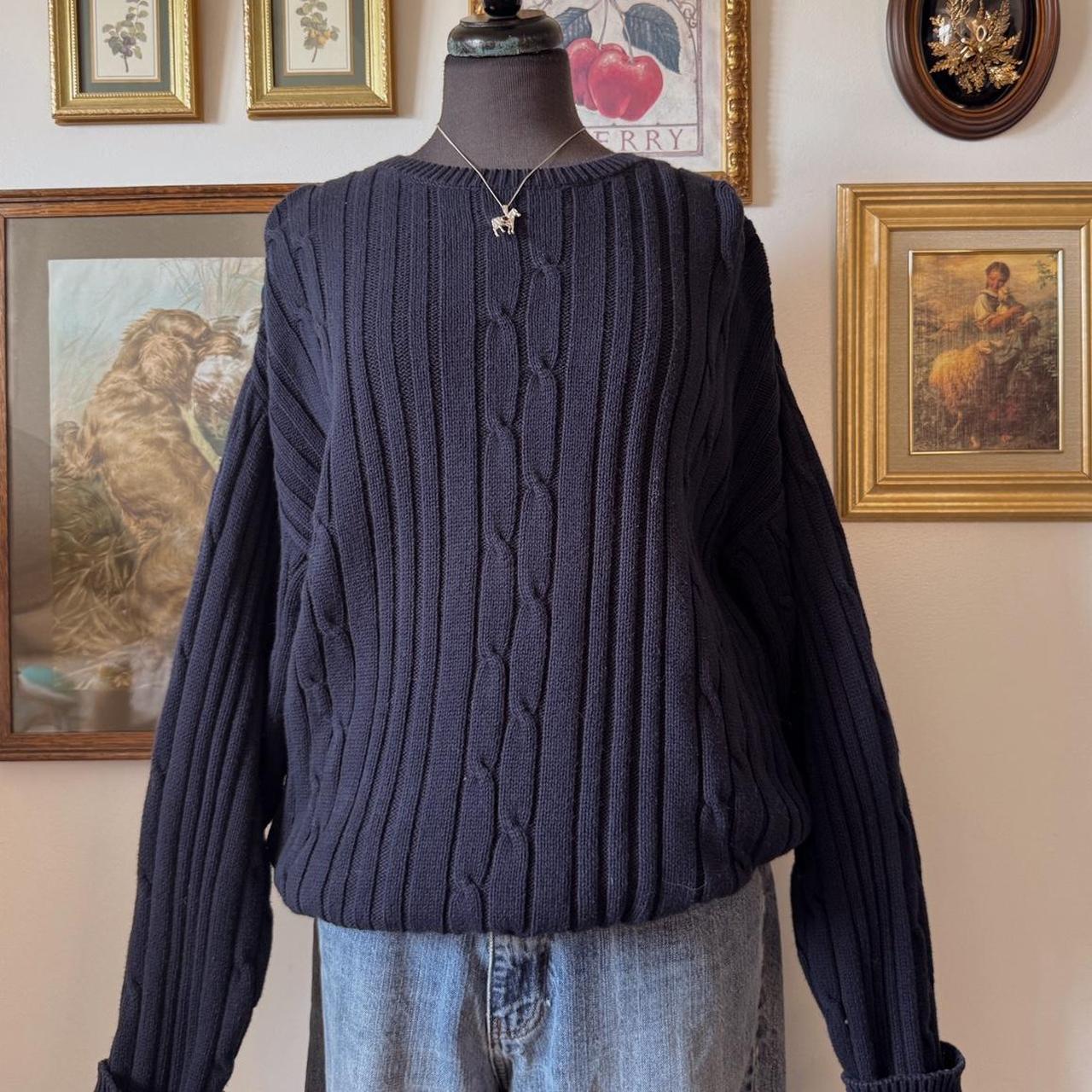 Navy cable knit oversized sweater (L)