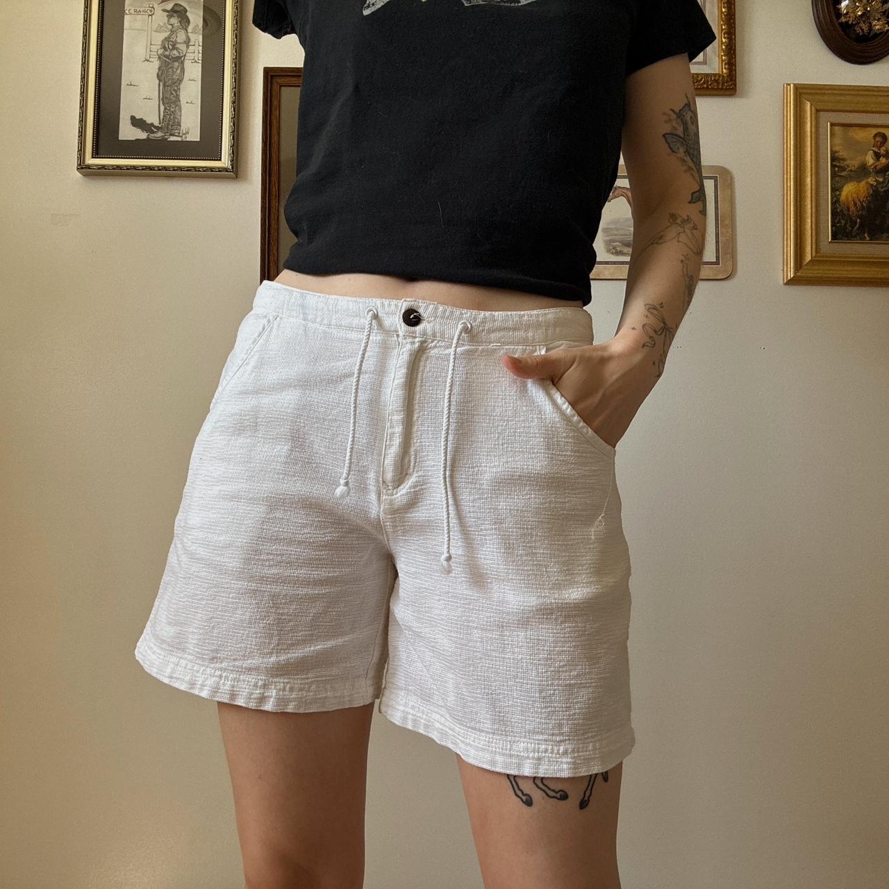 White cotton shorts (M)