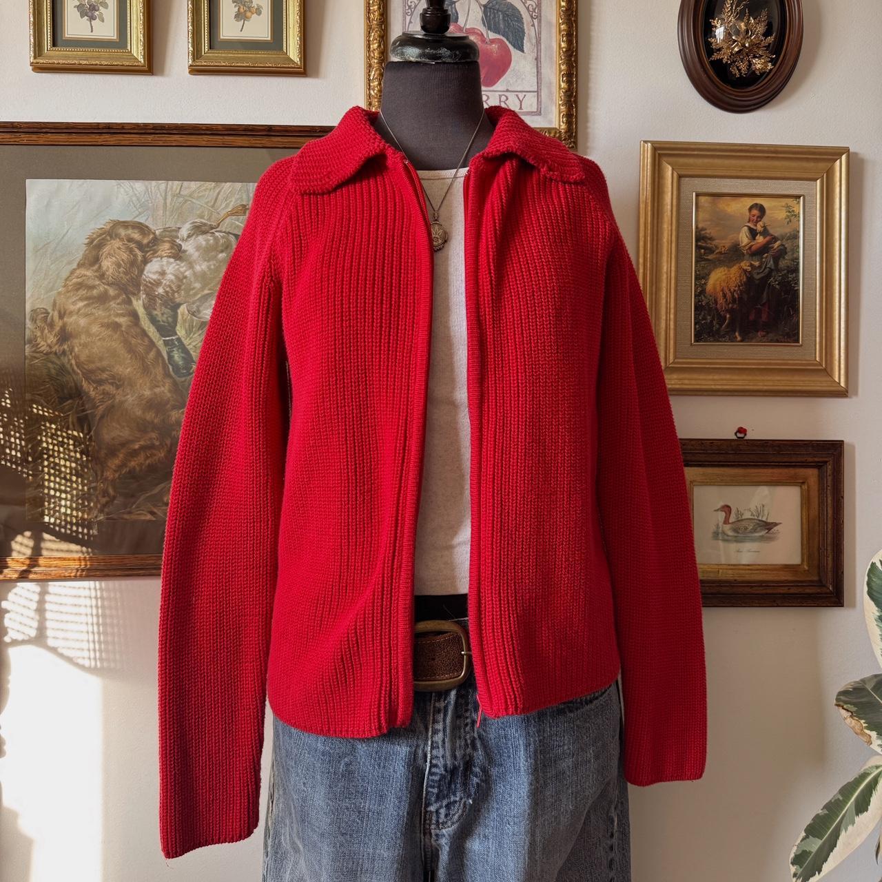 Red cotton zip-up sweater (L)