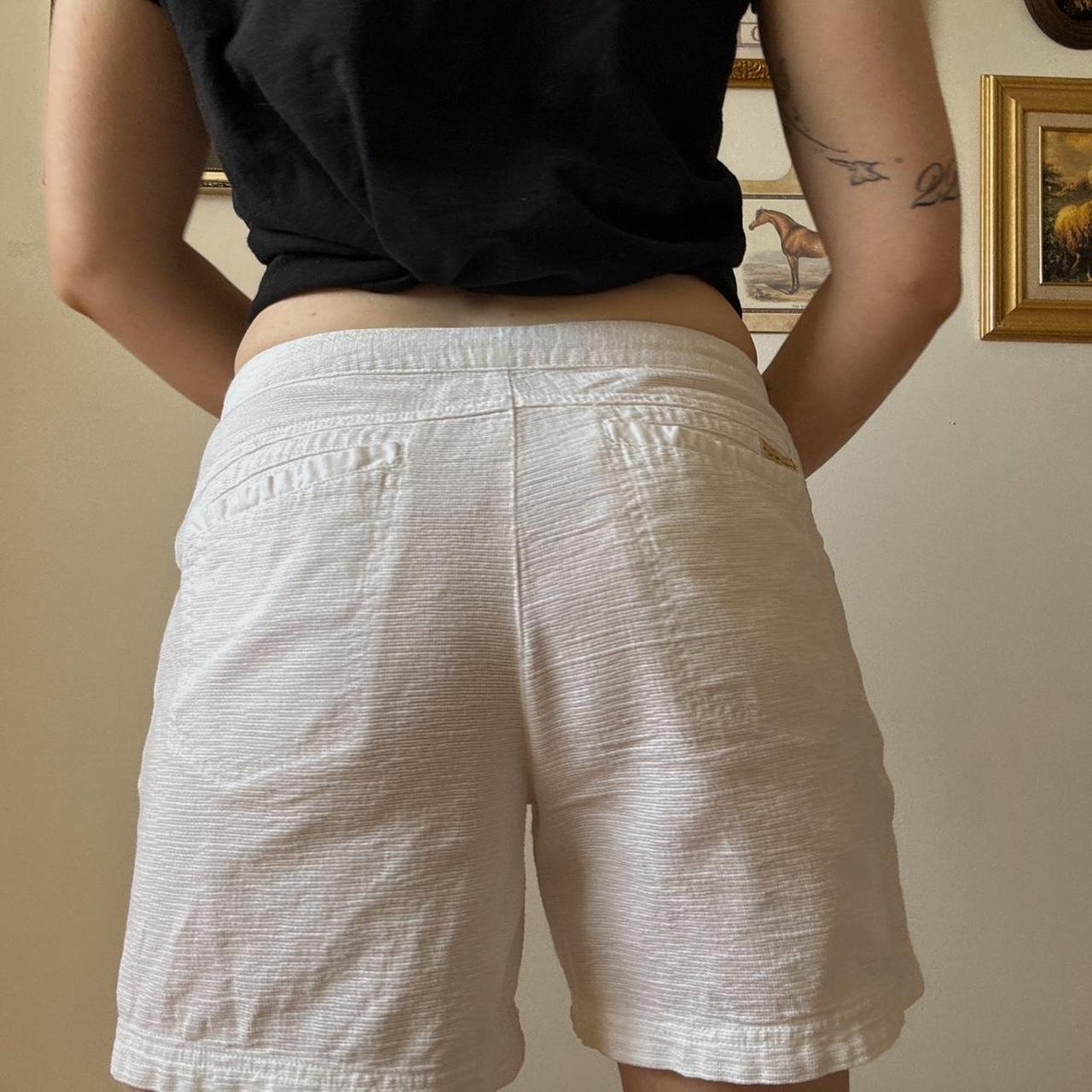 White cotton shorts (M)