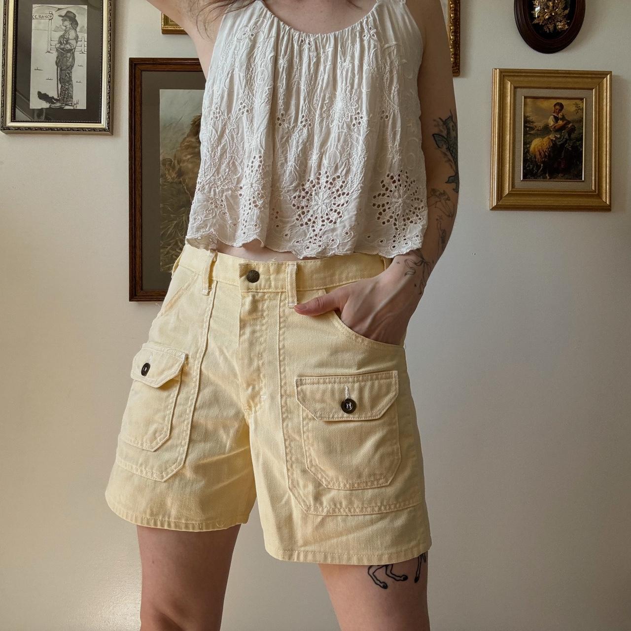 Buttercream vintage shorts (32")