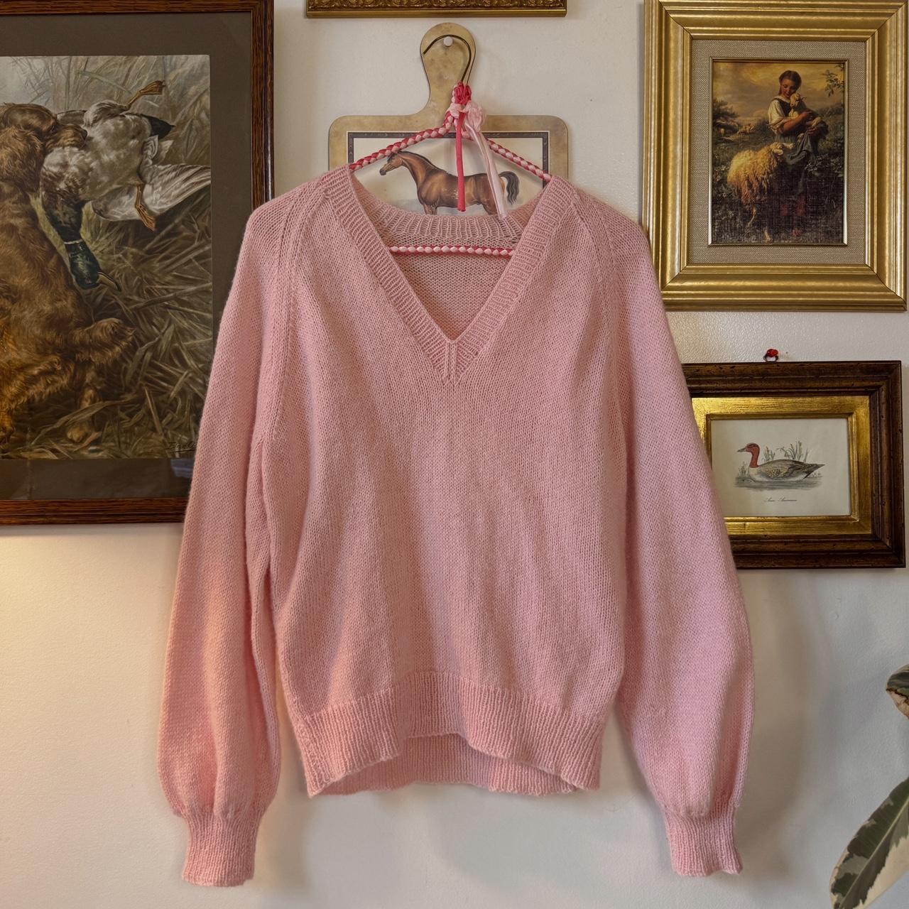 Pink hand knit vintage sweater (S)