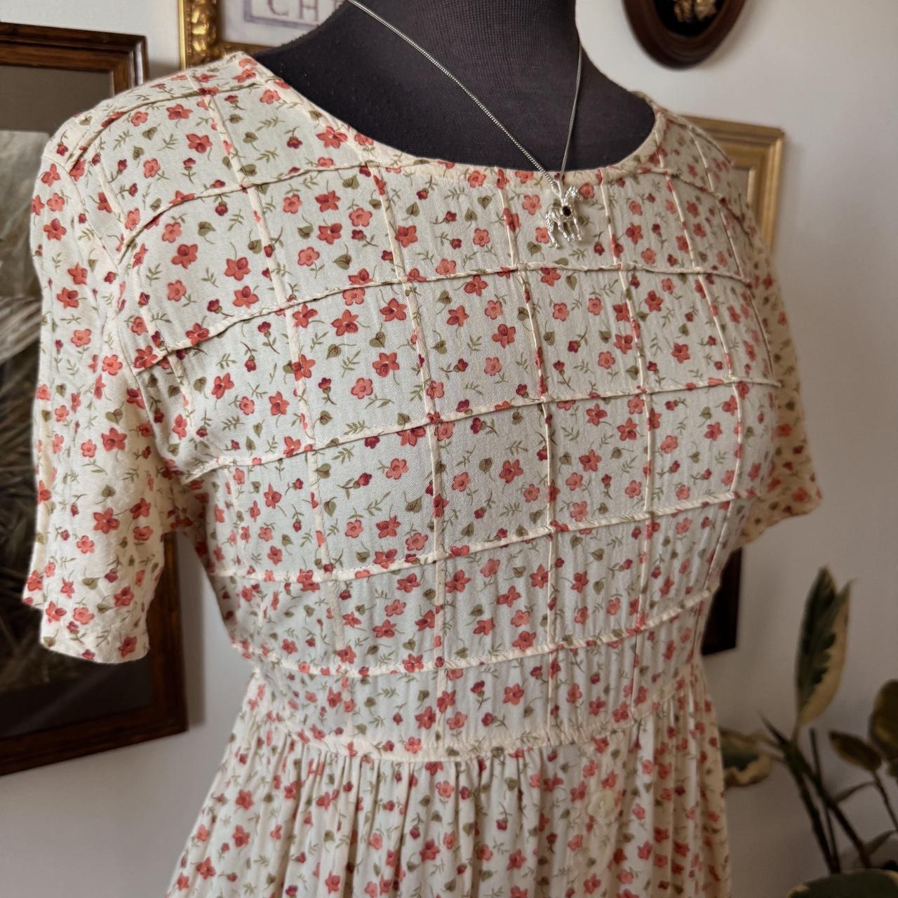 Vintage cottage cream floral maxi dress (M)