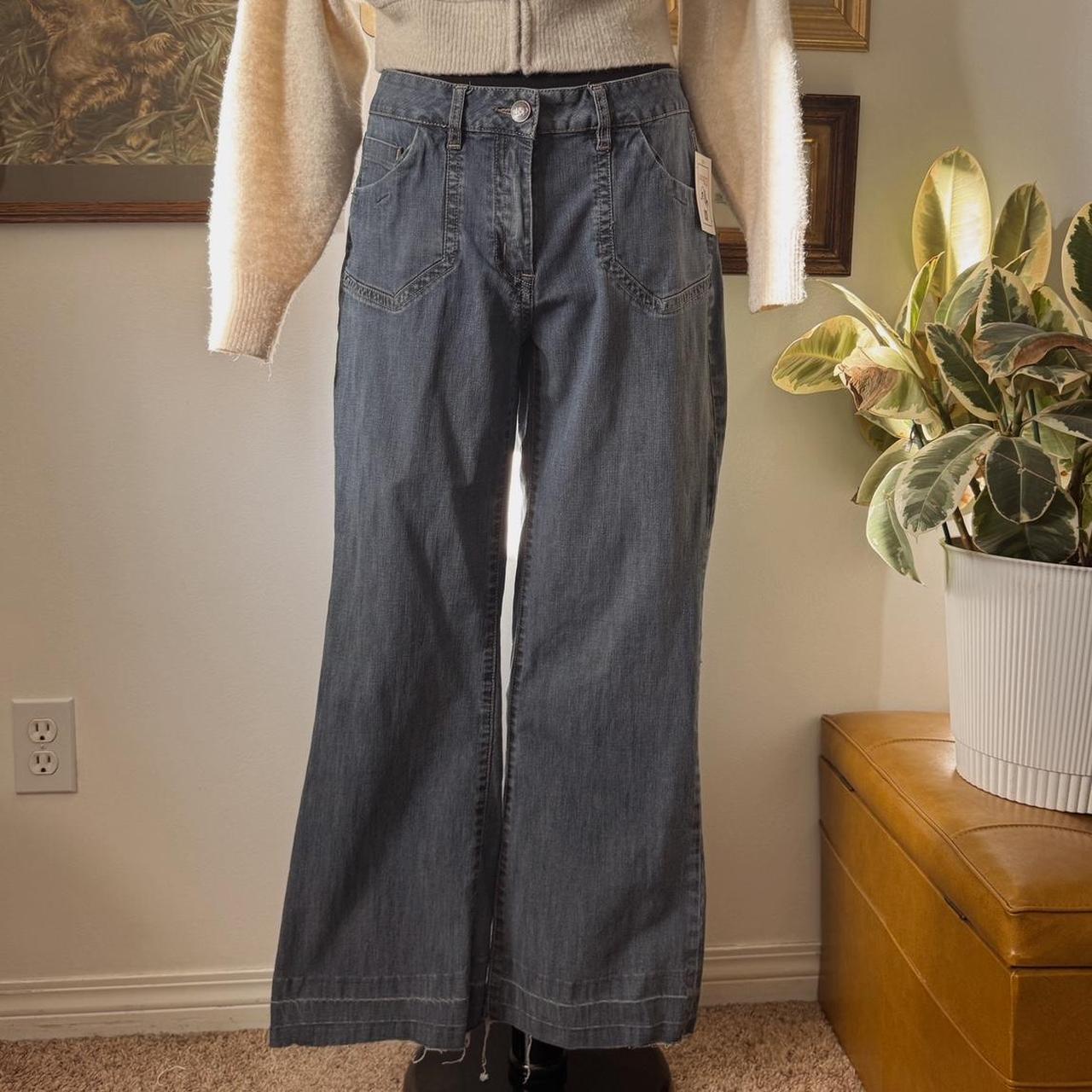 Mid rise wide leg jeans (M)