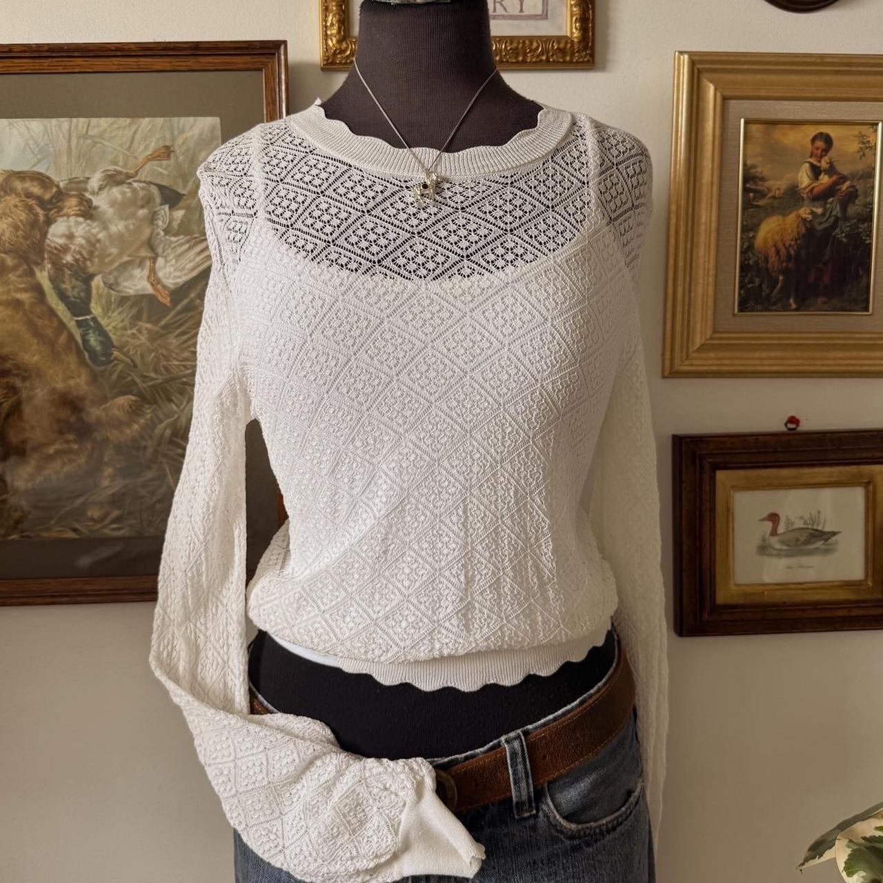 White crochet lace top (M)