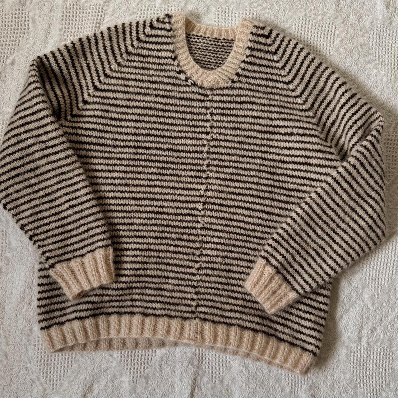 Stripe knit fall sweater (L)