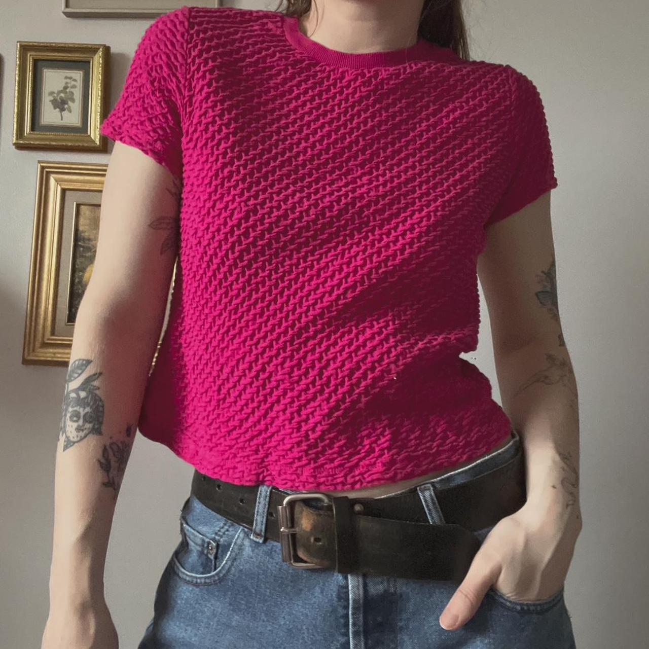 Hot pink textured baby tee (S/M)