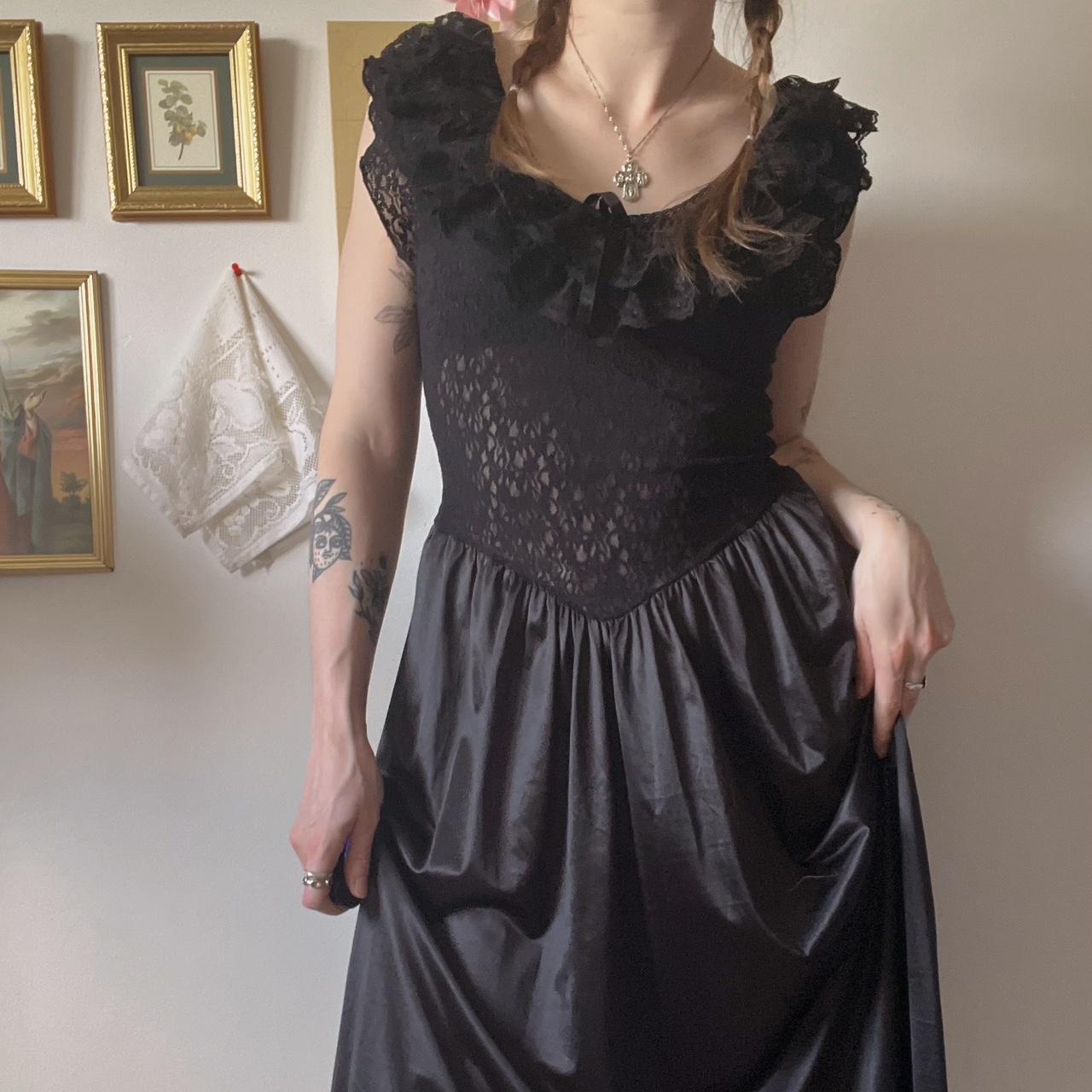 Black lace whimsigothic dress (M)