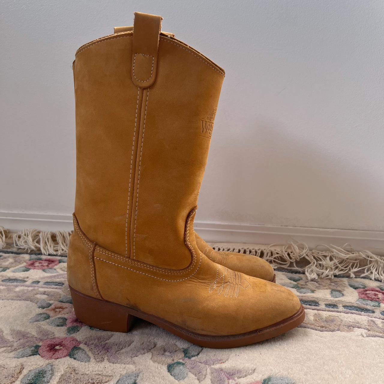 Vintage tan cowboy boots (9)