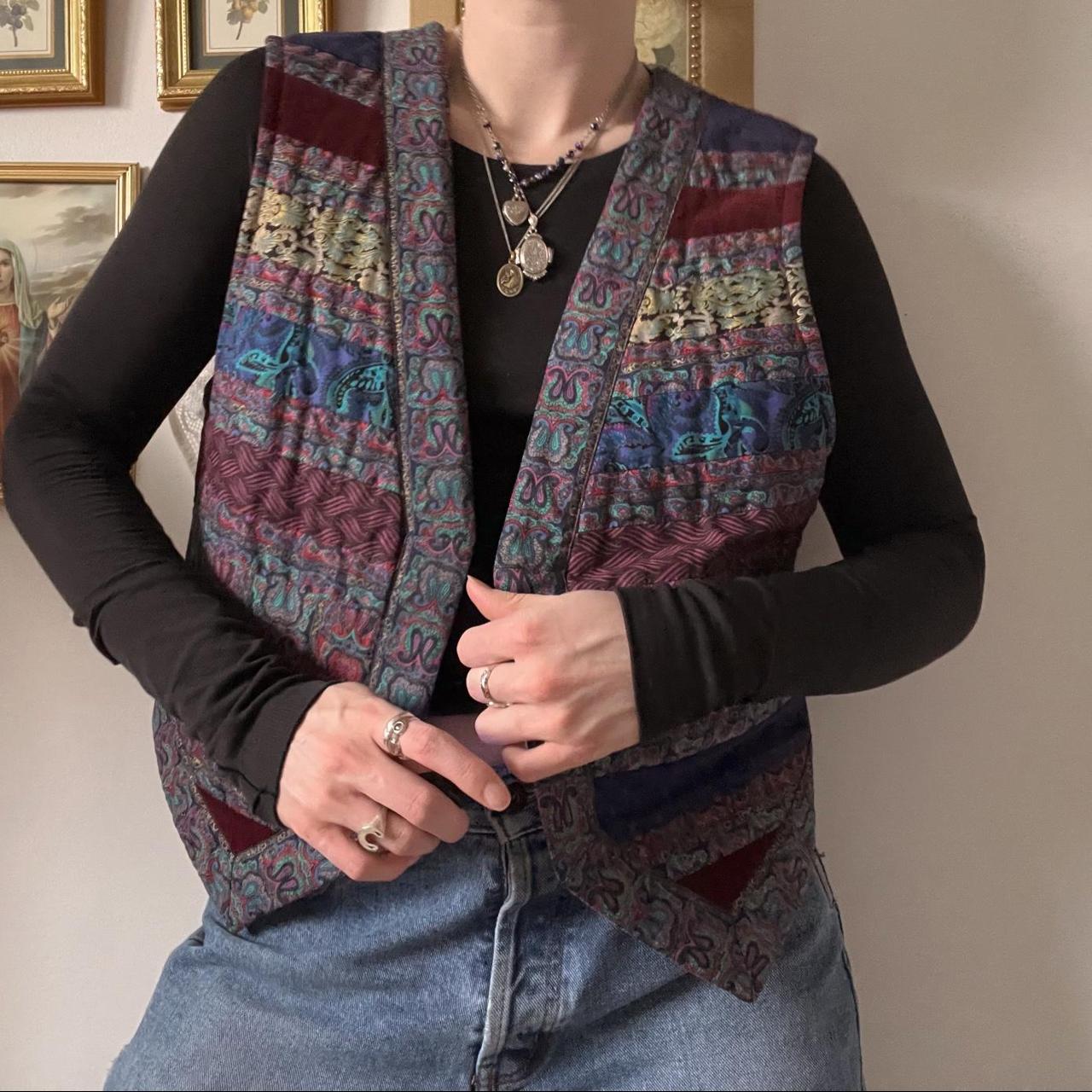 Quilted patchwork reversible vest (L)