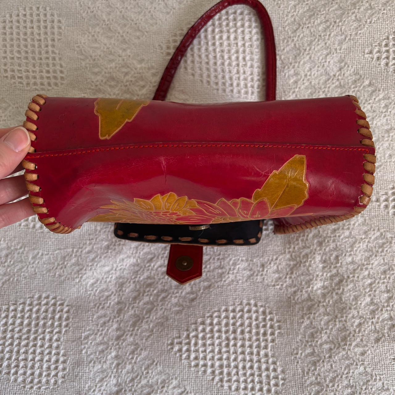 Red sunflower mini bag