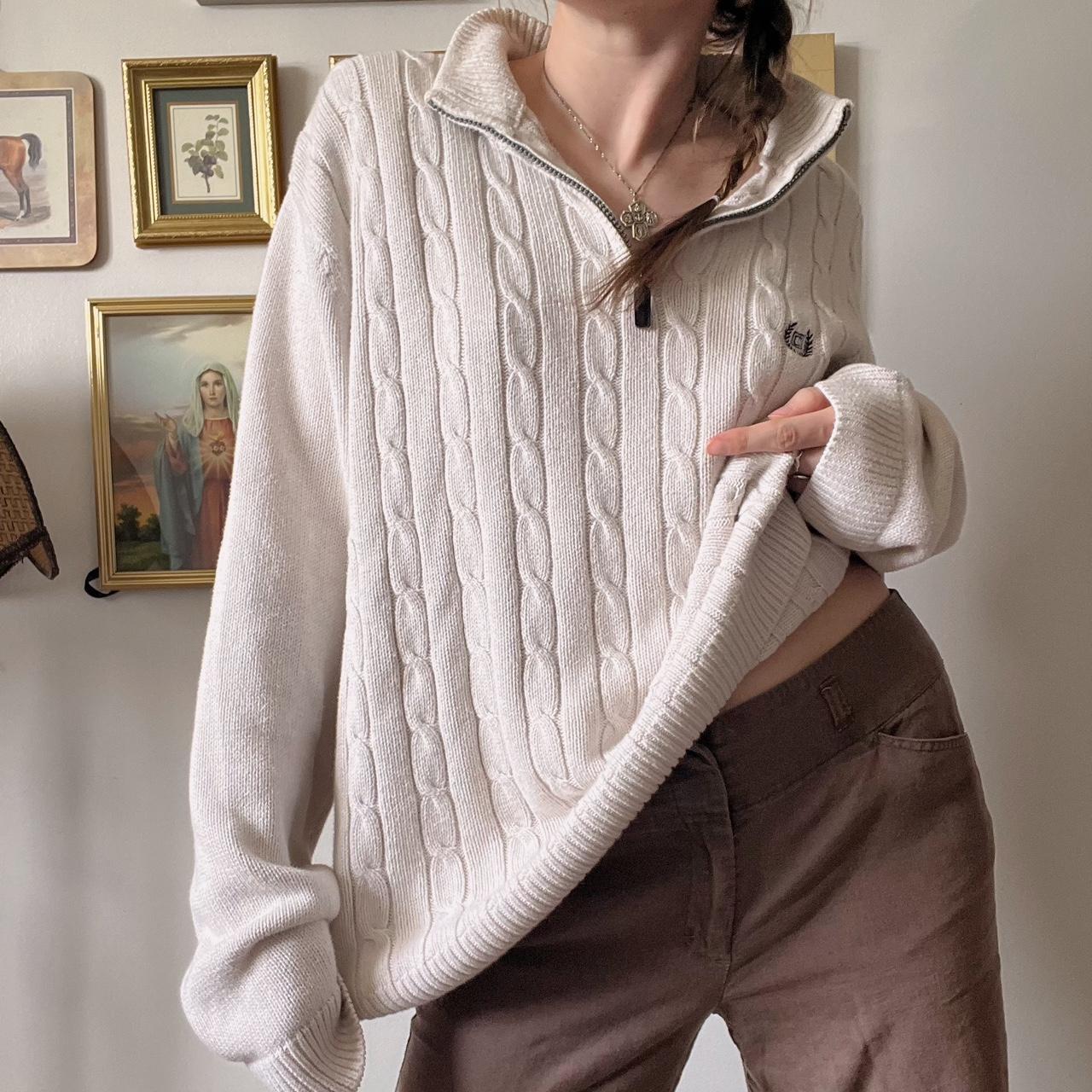 Oversized white cable knit (L)