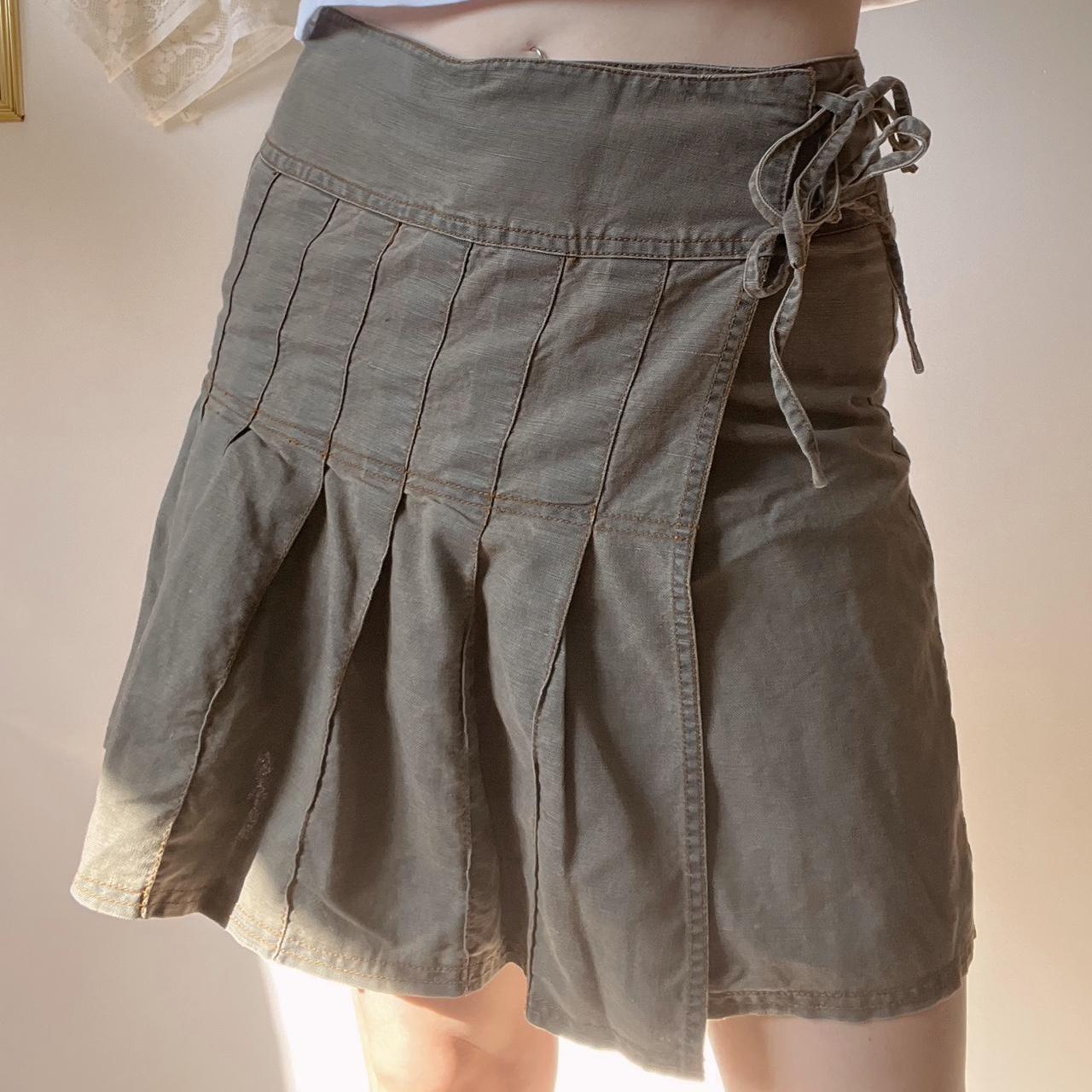 Pleated wrap mini skirt (S)