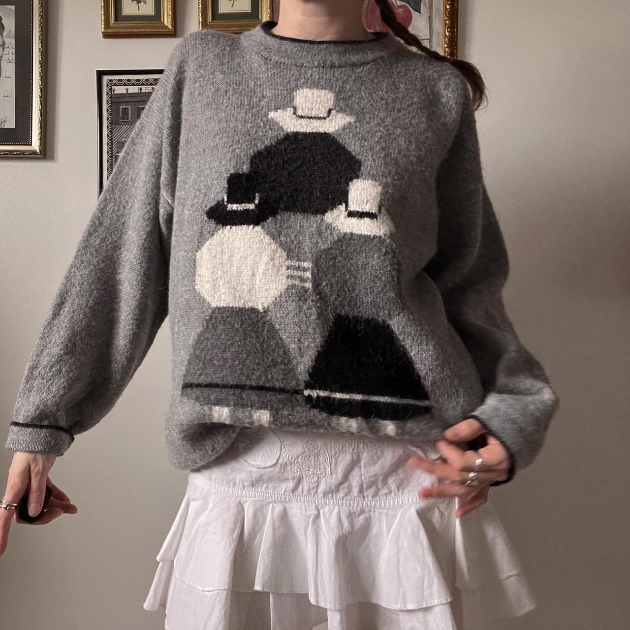 Grey skies wool knit sweater (L)